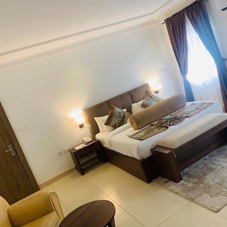 Swiss Pearl Continental Suite Wupa Exterior foto