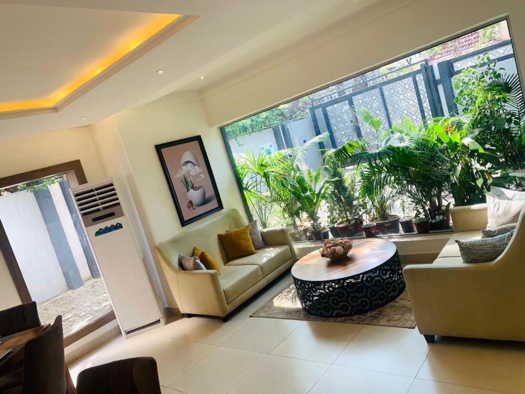 Swiss Pearl Continental Suite Wupa Exterior foto